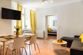 Cosy Two BR plus Self Checkin plus Street Parking